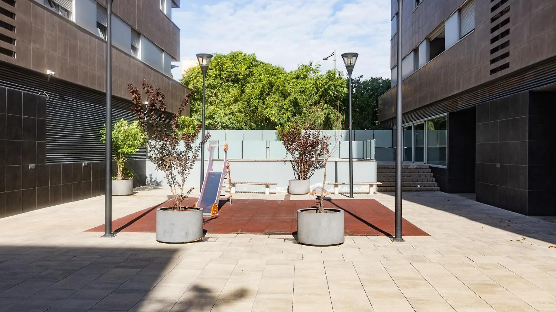 Luxe Forum Beach Terrace Sant Adria de Besos 0*,